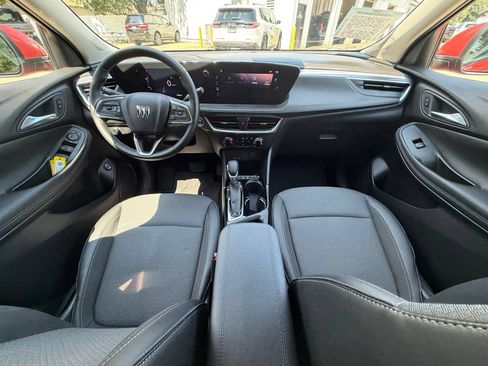 Used 2024 Buick Encore GX Preferred FWD image 20