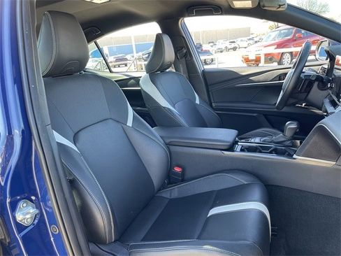 Used 2025 Toyota Camry SE image 27