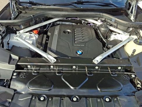 Used 2023 BMW X6 xDrive40i w/ Premium Package image 36