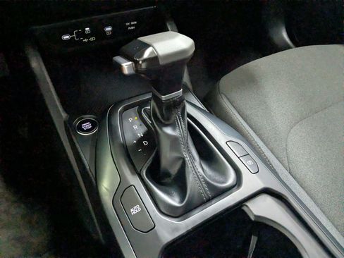 Used 2025 Kia K4 FWD image 20