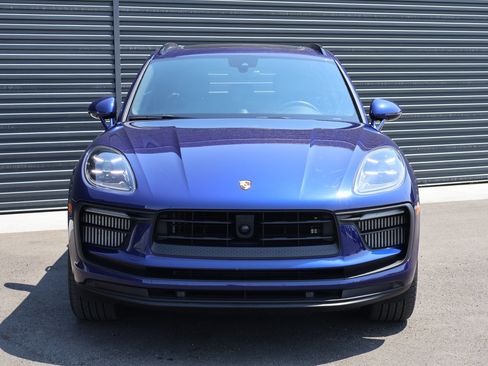 Certified 2024 Porsche Macan S w/ Premium Plus Package AWD/4WD image 7