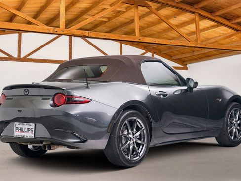 Used 2019 MAZDA MX-5 Miata Grand Touring image 6