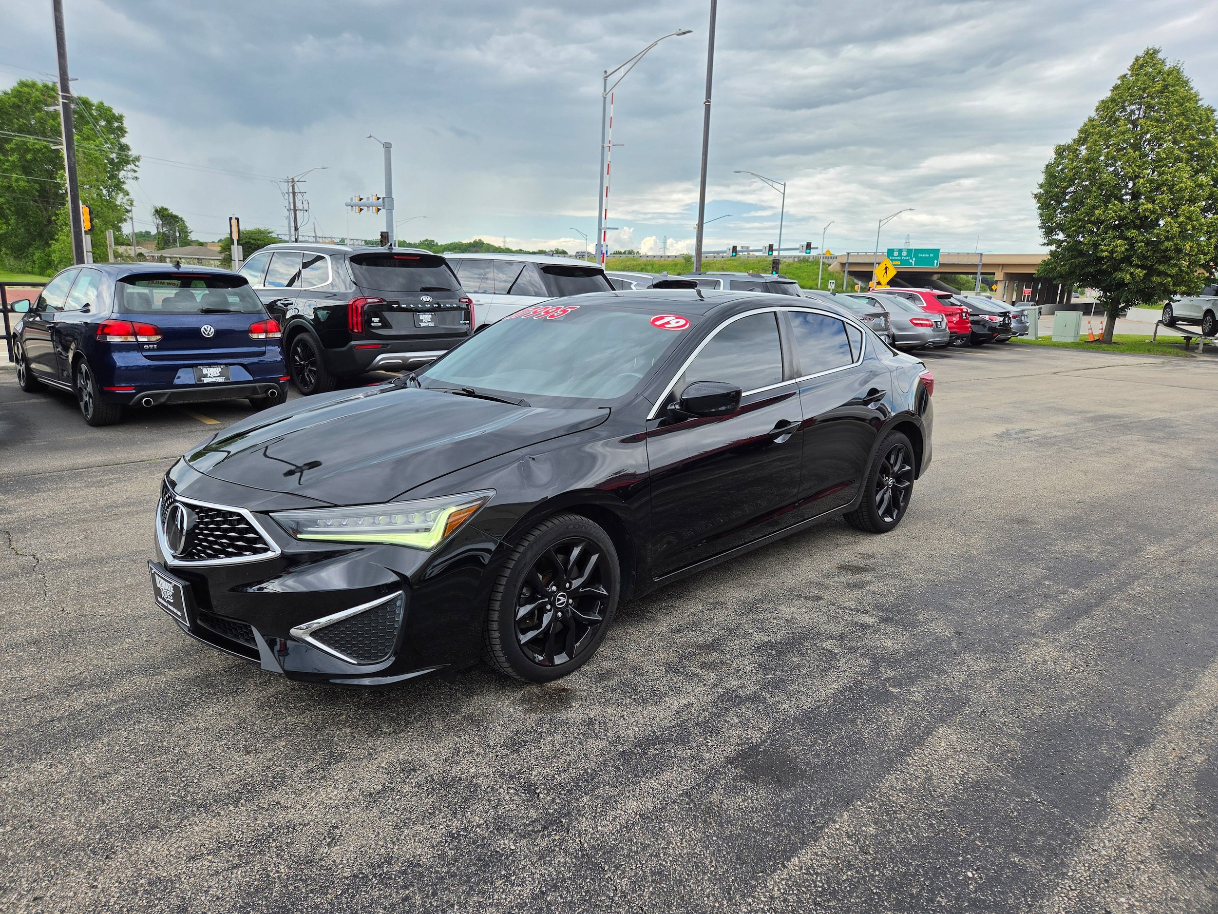 Used 2019 Acura ILX FWD image 3