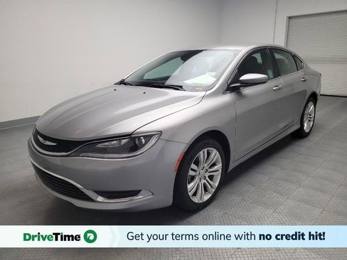 Used 2015 Chrysler 200 Limited w/ Convenience Group image 1