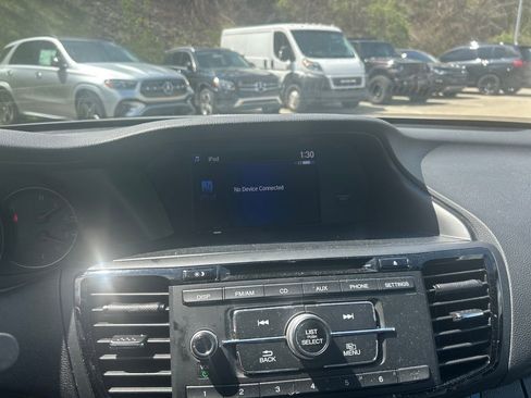 Used 2017 Honda Accord Sport Special Edition image 14