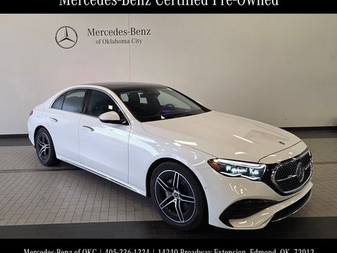 Used 2025 Mercedes-Benz E 350 Sedan image 2