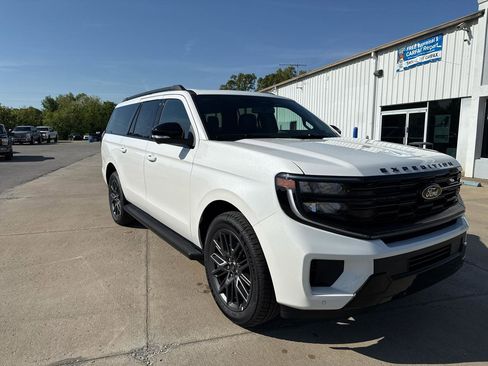 New 2026 Ford Expedition Max Platinum AWD/4WD image 2