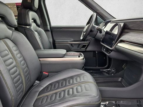 Used 2022 Rivian R1T Launch Edition AWD/4WD image 22