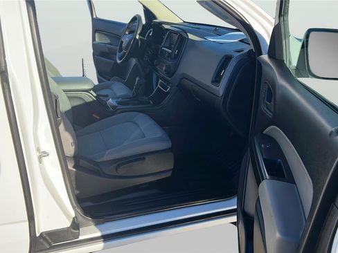 Used 2016 Chevrolet Colorado W/T w/ WT Convenience Package image 13