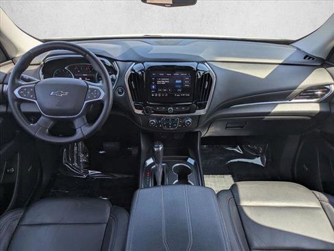 Used 2020 Chevrolet Traverse RS w/ LPO, Floor Liner Package FWD image 17