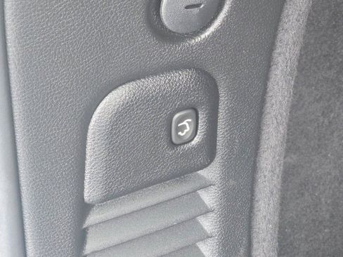 Used 2025 Dodge Durango GT AWD/4WD image 16