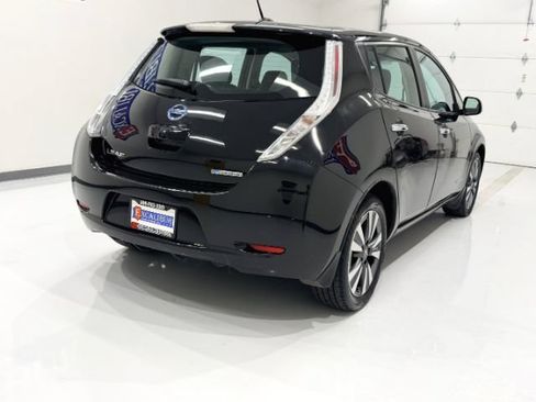 Used 2016 Nissan Leaf SV FWD image 4