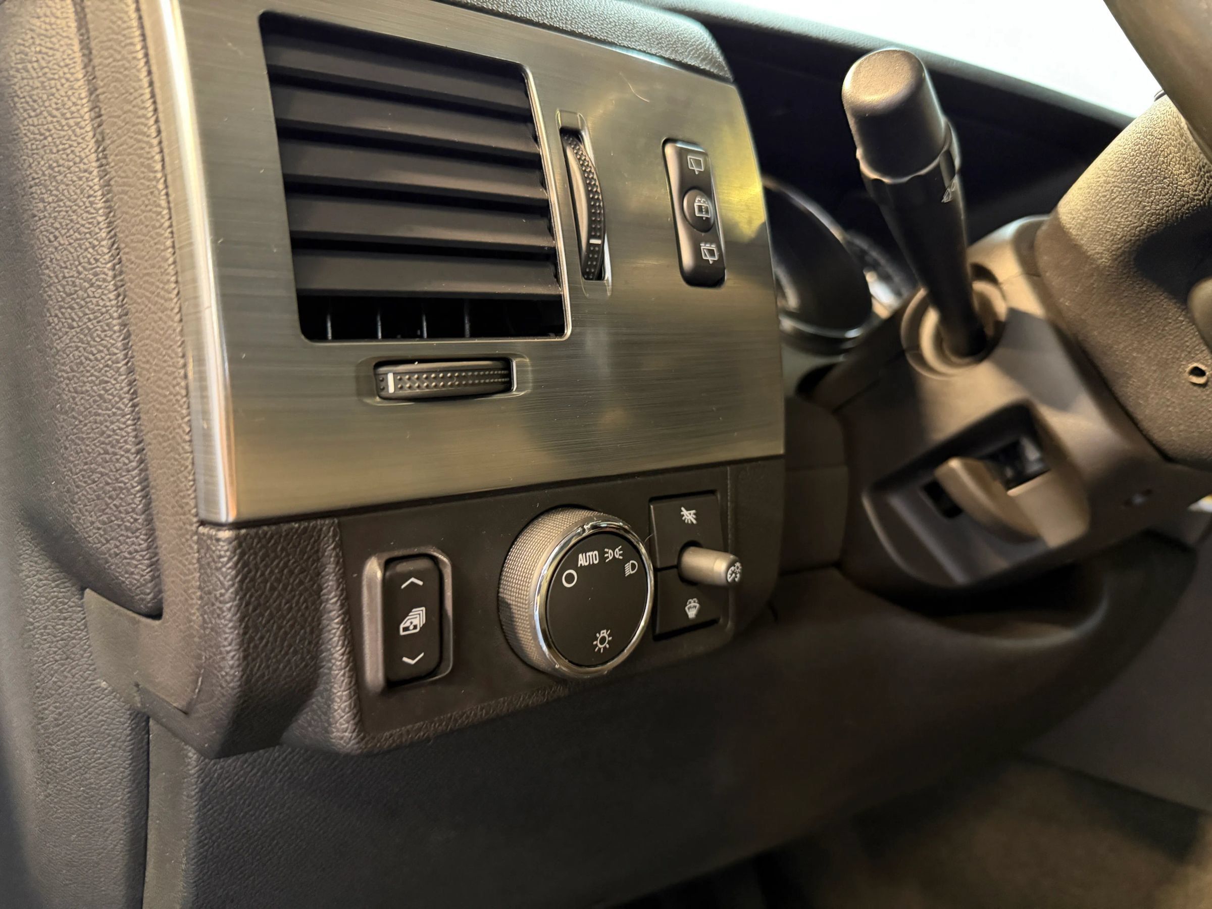 Used 2008 HUMMER H2 AWD/4WD image 13