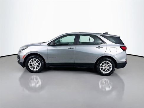 Used 2023 Chevrolet Equinox LS w/ Driver Confidence II Package AWD/4WD image 6