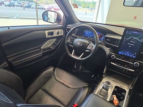 Used 2023 Ford Explorer ST w/ Equipment Group 401A image 19