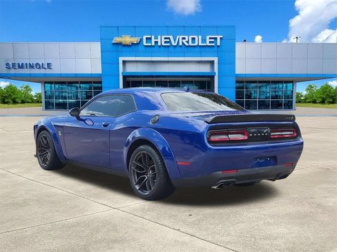 Used 2022 Dodge Challenger R/T Scat Pack RWD image 3
