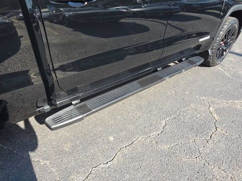 Used 2022 GMC Sierra 1500 Elevation AWD/4WD image 14