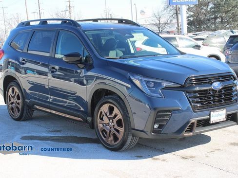 Used 2025 Subaru Ascent Bronze Edition w/ Popular Package #2 AWD/4WD image 3