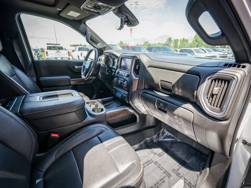 Used 2020 Chevrolet Silverado 1500 High Country w/ Technology Package AWD/4WD image 24