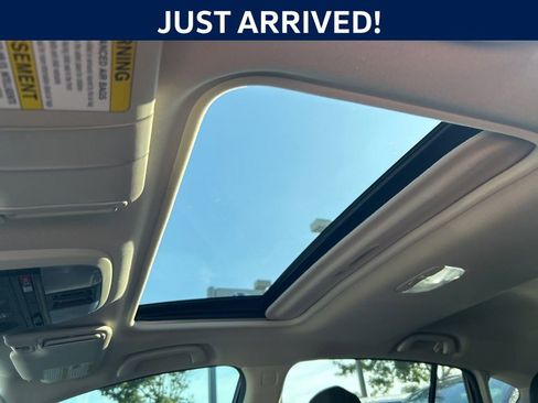 Used 2022 Subaru Crosstrek 2.5i Limited w/ Moonroof Package 2 AWD/4WD image 26
