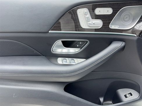 Used 2022 Mercedes-Benz GLE 350 w/ AMG Line Exterior image 41