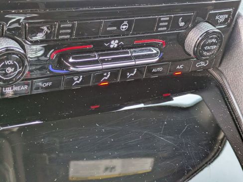 Used 2024 Jeep Grand Cherokee Limited 4xe image 23