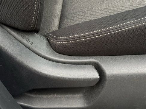 Used 2024 Nissan Rogue SV image 30