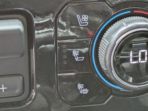 Used 2023 Chevrolet Silverado 1500 LTZ image 15