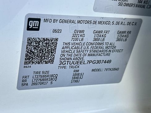Used 2023 GMC Sierra 1500 AT4 w/ Technology Package AWD/4WD image 26
