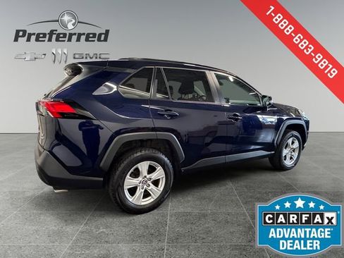 Used 2019 Toyota RAV4 XLE image 18