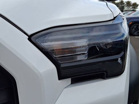 Used 2025 Toyota 4Runner SR5 image 9