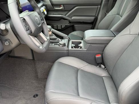 New 2026 Toyota 4Runner Limited AWD/4WD image 10