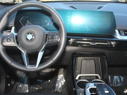 Used 2025 BMW X1 xDrive28i w/ Convenience Package image 18