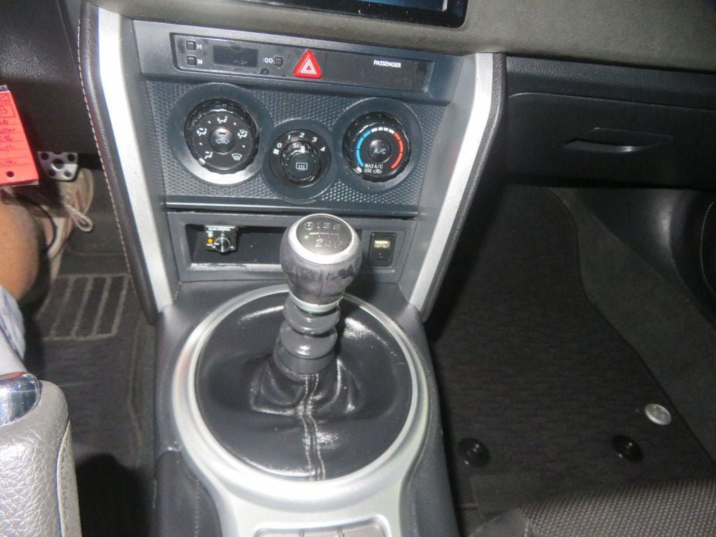 Used 2020 Toyota 86 RWD image 28