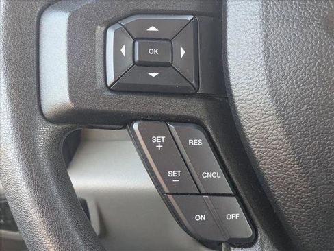 Used 2017 Ford F150 XL w/ Equipment Group 101A Mid image 8