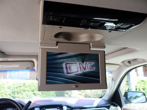 Used 2018 GMC Yukon Denali w/ Denali Ultimate Package image 45