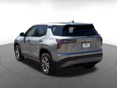 Used 2025 Chevrolet Equinox LT image 11