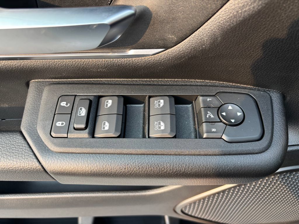 Used 2026 RAM 1500 Big Horn AWD/4WD image 13