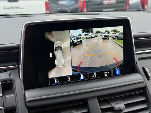 Used 2022 GMC Yukon SLT w/ SLT Luxury Package RWD image 21