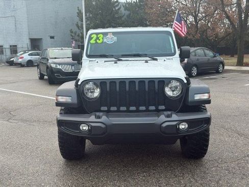Used 2023 Jeep Wrangler Unlimited Sport image 31