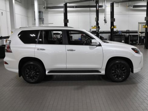 Certified 2023 Lexus GX 460 Premium image 10
