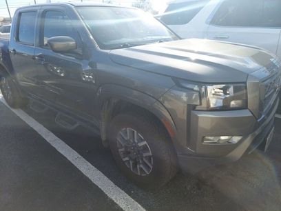 Used 2022 Nissan Frontier SV