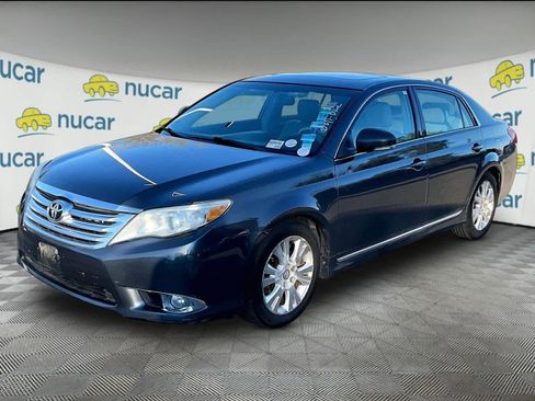 Used 2011 Toyota Avalon FWD image 2