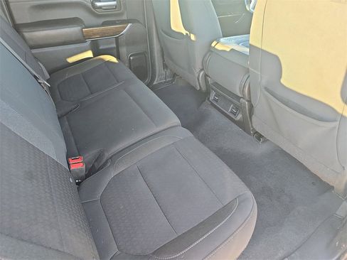 Used 2022 GMC Sierra 2500 SLE w/ Gooseneck/5TH Wheel Package image 11