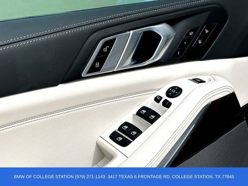 Used 2026 BMW X5 sDrive40i w/ Executive Package image 11