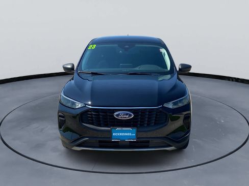 Used 2023 Ford Escape Active w/ Cold Weather Package FWD image 11
