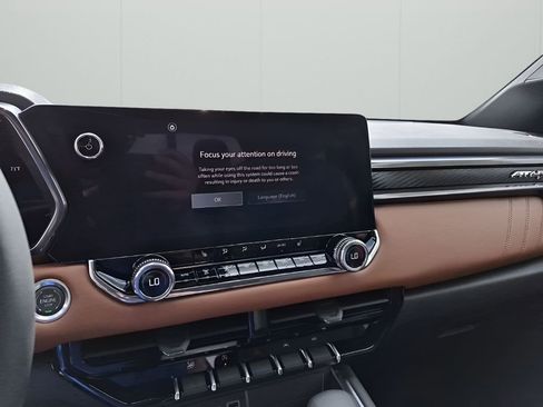 New 2026 GMC Canyon AT4 image 37