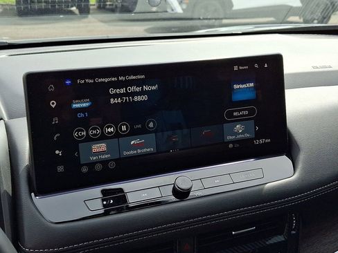 Used 2026 Nissan Rogue Platinum w/ Platinum Premium Package image 18