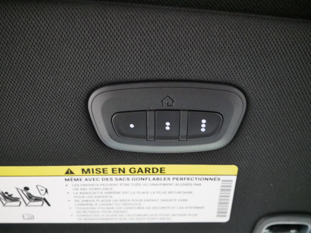 New 2026 Chrysler Pacifica Select AWD/4WD image 51