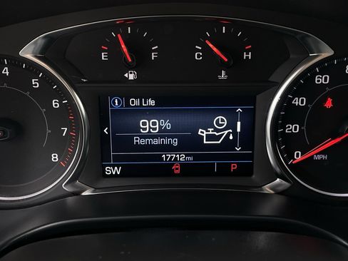 Certified 2023 GMC Acadia SLE w/ Driver Convenience Package image 15